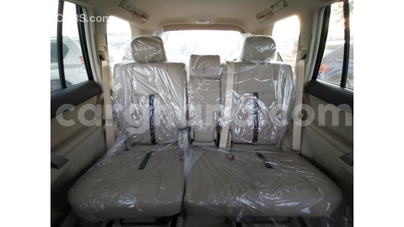 Big with watermark toyota prado ashanti import dubai 15327