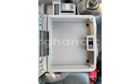 Buy Import Isuzu Rodeo White Car in Import - Dubai in Ashanti Buy Import Isuzu Rodeo White Car in Import - Dubai in Ashanti