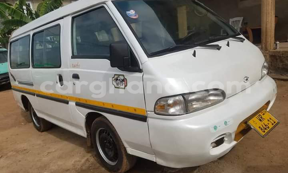 Buy Used Hyundai H1 White Car in Sekondi–Takoradi Metropolitan in Western Buy Used Hyundai H1 White Car in Sekondi–Takoradi Metropolitan in Western