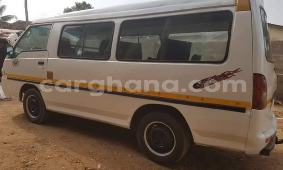 Buy Used Hyundai H1 White Car in Sekondi–Takoradi Metropolitan in Western Buy Used Hyundai H1 White Car in Sekondi–Takoradi Metropolitan in Western
