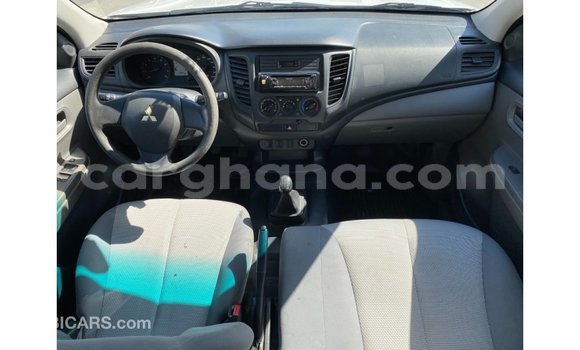 Sayi Imported Mitsubishi L200 White Mota in Import - Dubai a Ashanti Sayi Imported Mitsubishi L200 White Mota in Import - Dubai a Ashanti