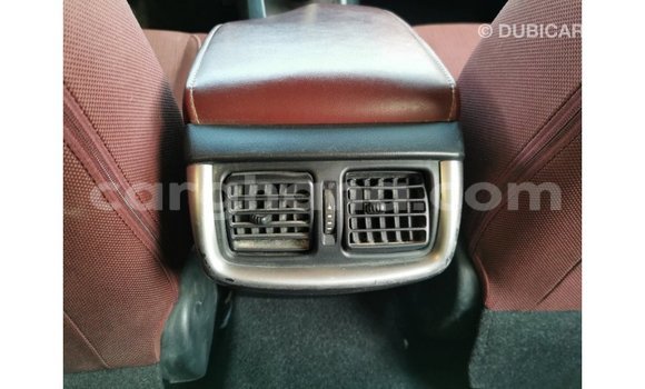 Sayi Imported Toyota Hilux White Mota in Import - Dubai a Ashanti Sayi Imported Toyota Hilux White Mota in Import - Dubai a Ashanti