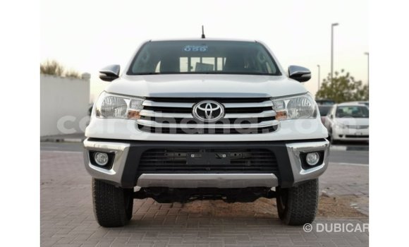 Buy Import Toyota Hilux White Car in Import - Dubai in Ashanti Buy Import Toyota Hilux White Car in Import - Dubai in Ashanti