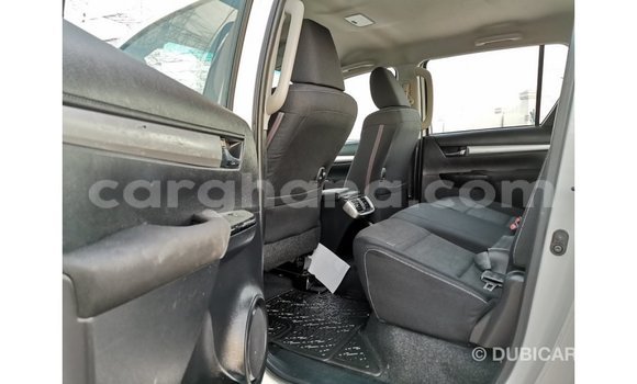 Buy Import Toyota Hilux White Car in Import - Dubai in Ashanti Buy Import Toyota Hilux White Car in Import - Dubai in Ashanti