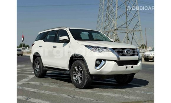 Buy Import Toyota Fortuner White Car in Import - Dubai in Ashanti Buy Import Toyota Fortuner White Car in Import - Dubai in Ashanti