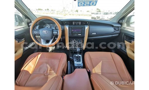 Buy Import Toyota Fortuner White Car in Import - Dubai in Ashanti Buy Import Toyota Fortuner White Car in Import - Dubai in Ashanti