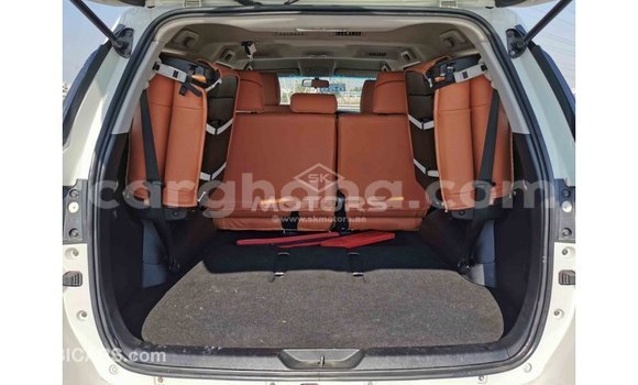 Buy Import Toyota Fortuner White Car in Import - Dubai in Ashanti Buy Import Toyota Fortuner White Car in Import - Dubai in Ashanti