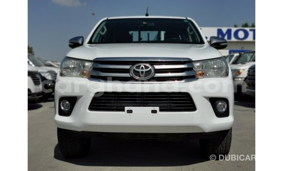 Ra Imported Toyota Hilux funfun Ọkọ̀ in Import - Dubai ni Ashanti Ra Imported Toyota Hilux funfun Ọkọ̀ in Import - Dubai ni Ashanti