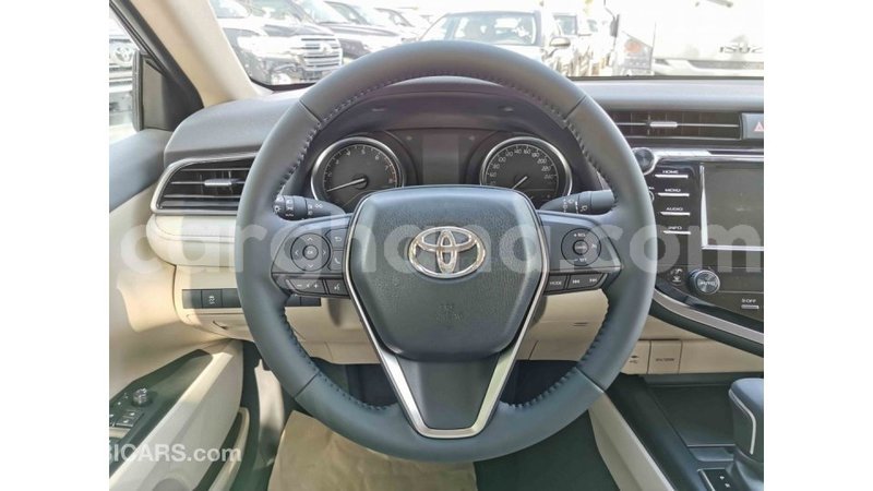 Big with watermark toyota camry ashanti import dubai 15410