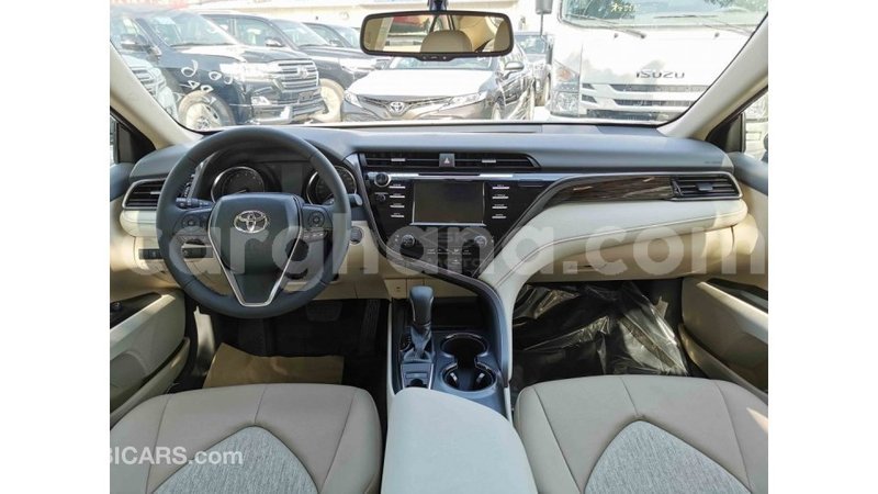 Big with watermark toyota camry ashanti import dubai 15410