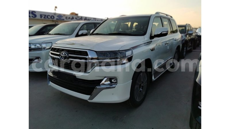 Big with watermark toyota land cruiser ashanti import dubai 15440