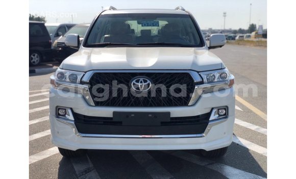 Buy Import Toyota Land Cruiser White Car in Import - Dubai in Ashanti Buy Import Toyota Land Cruiser White Car in Import - Dubai in Ashanti