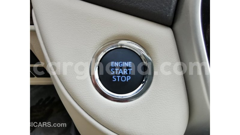 Big with watermark toyota land cruiser ashanti import dubai 15443