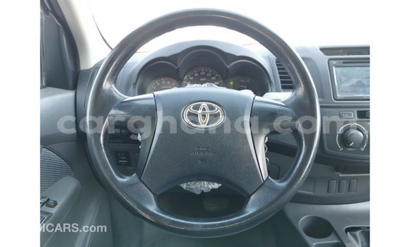 Ra Imported Toyota Hilux funfun Ọkọ̀ in Import - Dubai ni Ashanti Ra Imported Toyota Hilux funfun Ọkọ̀ in Import - Dubai ni Ashanti