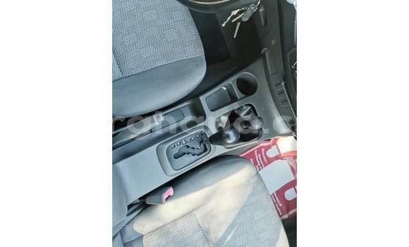 Ra Imported Toyota Hilux funfun Ọkọ̀ in Import - Dubai ni Ashanti Ra Imported Toyota Hilux funfun Ọkọ̀ in Import - Dubai ni Ashanti