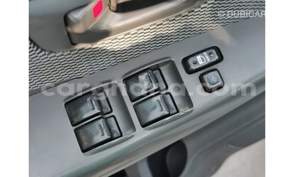 Ra Imported Toyota Hilux funfun Ọkọ̀ in Import - Dubai ni Ashanti Ra Imported Toyota Hilux funfun Ọkọ̀ in Import - Dubai ni Ashanti