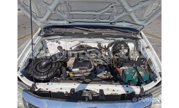 Ra Imported Toyota Hilux funfun Ọkọ̀ in Import - Dubai ni Ashanti Ra Imported Toyota Hilux funfun Ọkọ̀ in Import - Dubai ni Ashanti