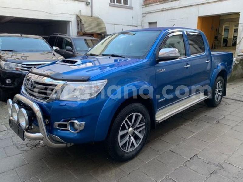 Big with watermark hilux1