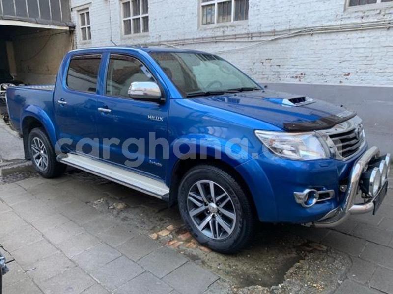 Big with watermark hilux2
