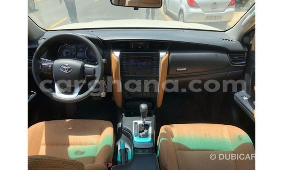 Ra Imported Toyota Fortuner funfun Ọkọ̀ in Import - Dubai ni Ashanti Ra Imported Toyota Fortuner funfun Ọkọ̀ in Import - Dubai ni Ashanti