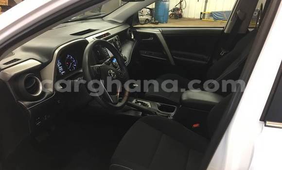 Buy Used Toyota RAV4 White Car in Accra in Greater Accra Buy Used Toyota RAV4 White Car in Accra in Greater Accra