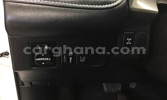 Buy Used Toyota RAV4 White Car in Accra in Greater Accra Buy Used Toyota RAV4 White Car in Accra in Greater Accra