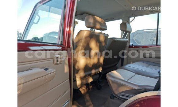 Sayi Imported Toyota Land Cruiser Red Mota in Import - Dubai a Ashanti Sayi Imported Toyota Land Cruiser Red Mota in Import - Dubai a Ashanti