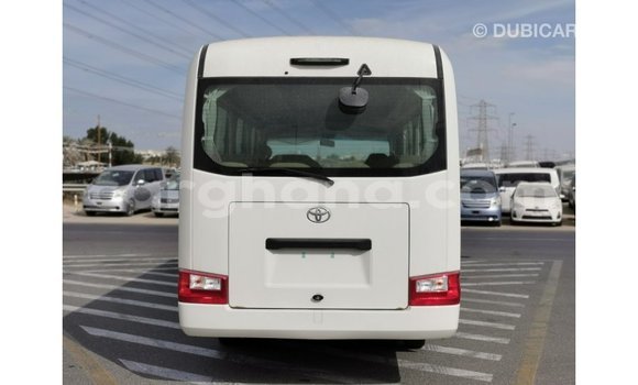 Sayi Imported Toyota Coaster White Mota in Import - Dubai a Ashanti Sayi Imported Toyota Coaster White Mota in Import - Dubai a Ashanti