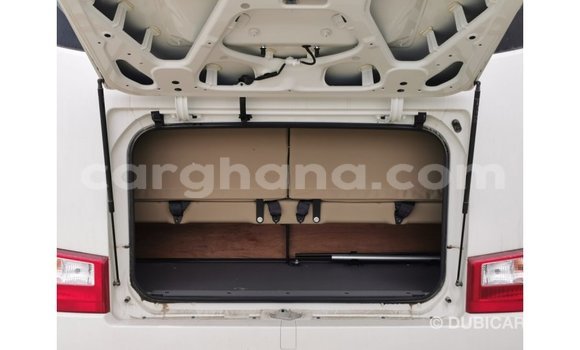 Sayi Imported Toyota Coaster White Mota in Import - Dubai a Ashanti Sayi Imported Toyota Coaster White Mota in Import - Dubai a Ashanti