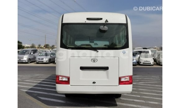 Sayi Imported Toyota Coaster White Mota in Import - Dubai a Ashanti Sayi Imported Toyota Coaster White Mota in Import - Dubai a Ashanti