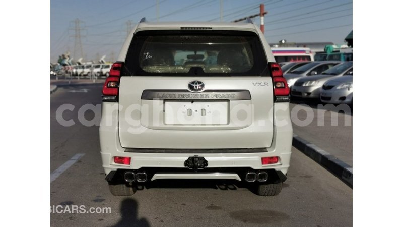 Big with watermark toyota prado ashanti import dubai 15525