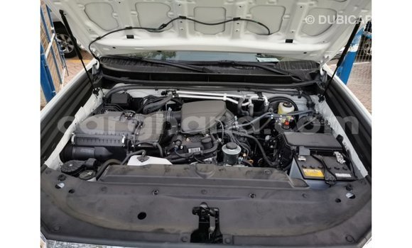 Ra Imported Toyota Prado funfun Ọkọ̀ in Import - Dubai ni Ashanti Ra Imported Toyota Prado funfun Ọkọ̀ in Import - Dubai ni Ashanti