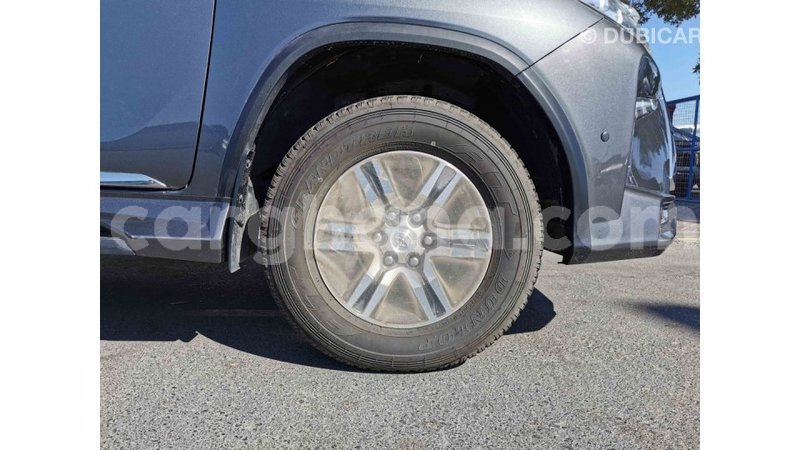 Big with watermark toyota fortuner ashanti import dubai 15528