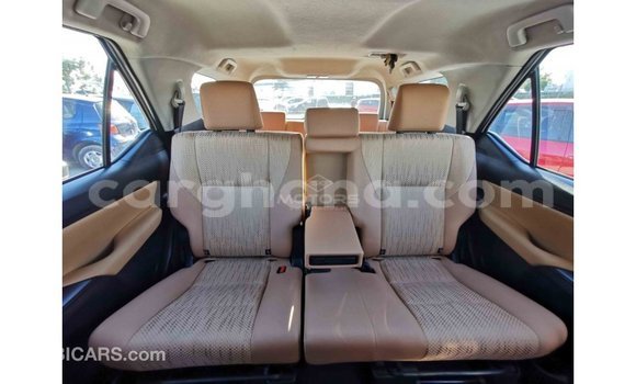 Sayi Imported Toyota Fortuner White Mota in Import - Dubai a Ashanti Sayi Imported Toyota Fortuner White Mota in Import - Dubai a Ashanti