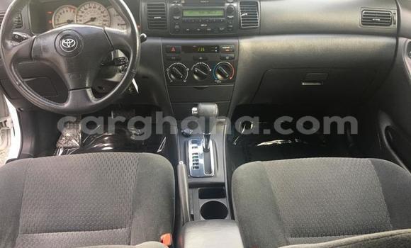 Ra Àlòkù Toyota Corolla funfun Ọkọ̀ in Accra ni Greater Accra Ra Àlòkù Toyota Corolla funfun Ọkọ̀ in Accra ni Greater Accra