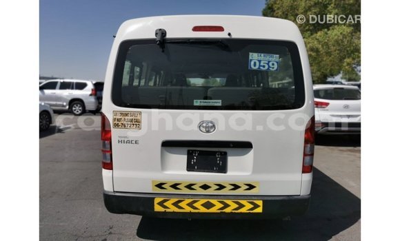 Sayi Imported Toyota Hiace White Mota in Import - Dubai a Ashanti Sayi Imported Toyota Hiace White Mota in Import - Dubai a Ashanti