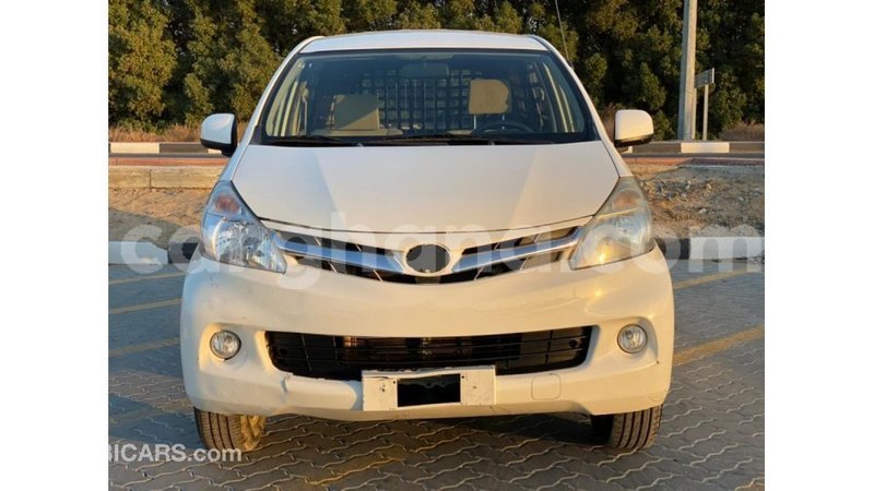 Big with watermark toyota avanza ashanti import dubai 15554