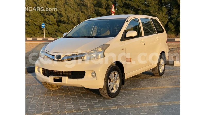 Big with watermark toyota avanza ashanti import dubai 15554