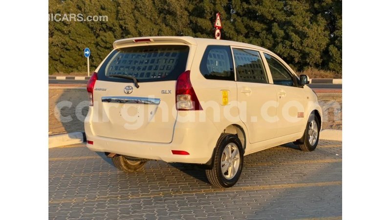 Big with watermark toyota avanza ashanti import dubai 15554