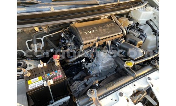 Buy Import Toyota Avanza White Car in Import - Dubai in Ashanti Buy Import Toyota Avanza White Car in Import - Dubai in Ashanti