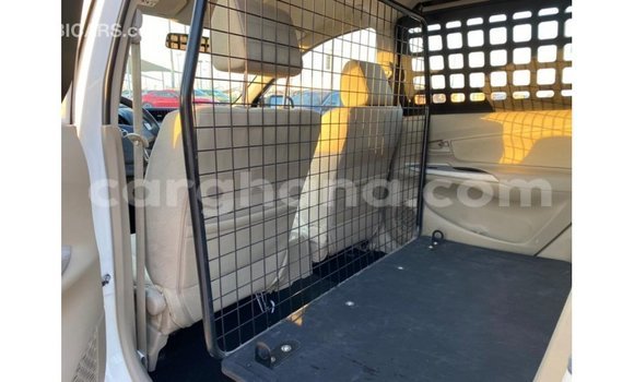Buy Import Toyota Avanza White Car in Import - Dubai in Ashanti Buy Import Toyota Avanza White Car in Import - Dubai in Ashanti