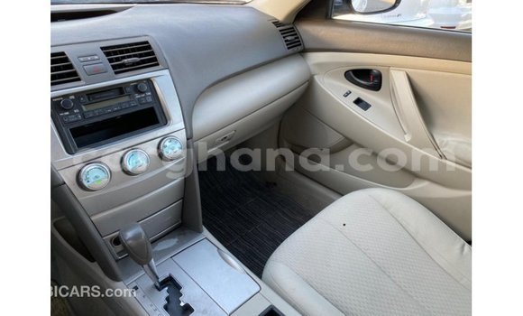 Ra Imported Toyota Camry funfun Ọkọ̀ in Import - Dubai ni Ashanti Ra Imported Toyota Camry funfun Ọkọ̀ in Import - Dubai ni Ashanti