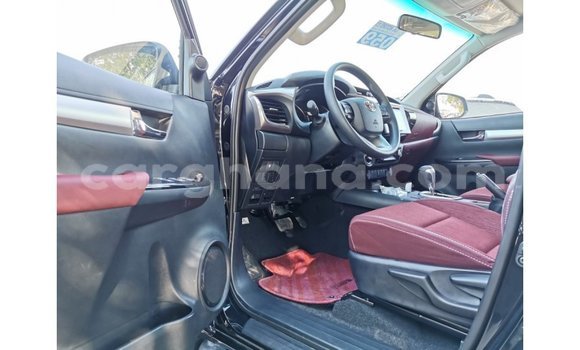 Sayi Imported Toyota Hilux Black Mota in Import - Dubai a Ashanti Sayi Imported Toyota Hilux Black Mota in Import - Dubai a Ashanti
