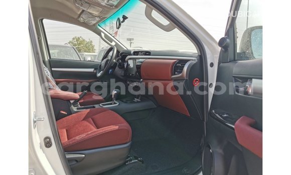 Buy Import Toyota Hilux White Car in Import - Dubai in Ashanti Buy Import Toyota Hilux White Car in Import - Dubai in Ashanti