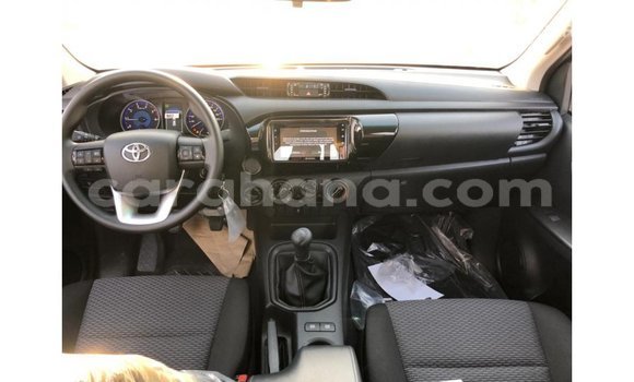 Buy Import Toyota Hilux White Car in Import - Dubai in Ashanti Buy Import Toyota Hilux White Car in Import - Dubai in Ashanti
