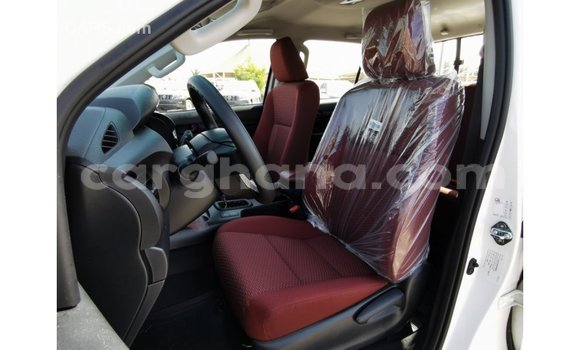 Buy Import Toyota Hilux White Car in Import - Dubai in Ashanti Buy Import Toyota Hilux White Car in Import - Dubai in Ashanti