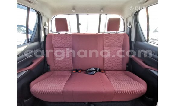Ra Imported Toyota Hilux funfun Ọkọ̀ in Import - Dubai ni Ashanti Ra Imported Toyota Hilux funfun Ọkọ̀ in Import - Dubai ni Ashanti