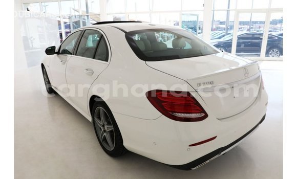 Sayi Imported Mercedes-Benz A200 White Mota in Import - Dubai a Ashanti Sayi Imported Mercedes-Benz A200 White Mota in Import - Dubai a Ashanti