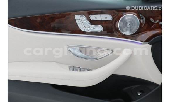 Sayi Imported Mercedes-Benz A200 White Mota in Import - Dubai a Ashanti Sayi Imported Mercedes-Benz A200 White Mota in Import - Dubai a Ashanti