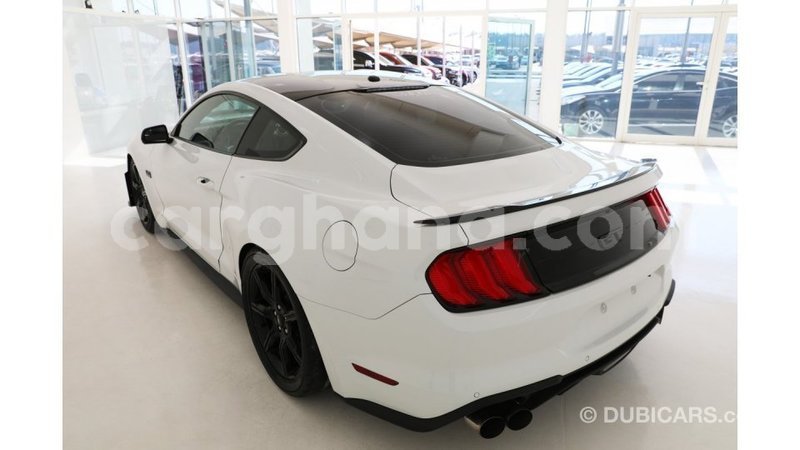 Big with watermark ford mustang ashanti import dubai 15582